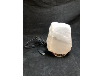 Salt Lamp With USB Plug In