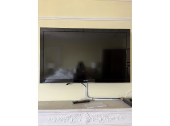 A Sony Bravia TV KDL 46BX450 With Wall Mount (yellow Water Side Bedroom)