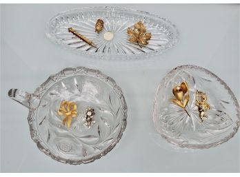 Antique Crystal Jewelry Or Candy? Containers Paired With A Pretty Assortment Of Vintage Pins And Pen