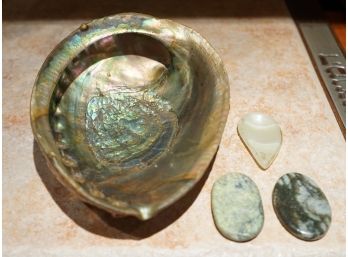 Pretty Iridescent Shell With Three Stones