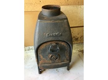 Very Nice Vintage SCANDIA Cast Iron Stove - Modern Three Leg Style - Seems To Be In Great Condition !