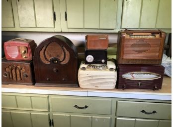 Fantastic Lot Of Antique / Vintage Radios - MANY TYPES AND STYLES - Philco - Temple - Zenith - GE & More !