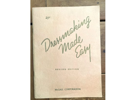 Vintage 'Dressmaking Made Easy' Booklet