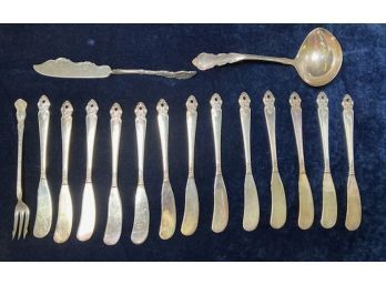 12 Silver Plate Butter Knives  Misc Silver Plate Flatware