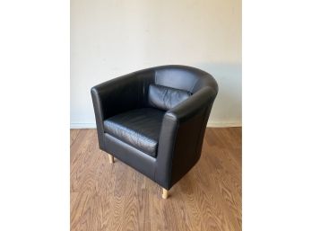 Black Barrel Chair