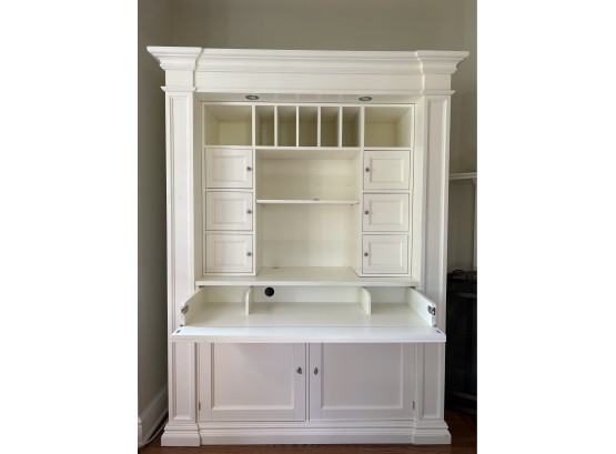 Williams Sonoma Home Large Desk Unit With Pullout Computer Drawer  (LOC:W1)