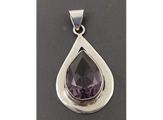 VINTAGE MEXICAN STERLING SILVER AMETHYST PENDANT