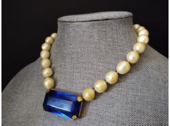 VINTAGE DESIGNER MIRIAM HASKELL FAUX PEARL NECKLACE WITH FAUX BLUE GEMSTONE