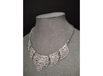 VINTAGE ORNATE STERLING SILVER FLOWERS REPOUSSE BIB NECKLACE