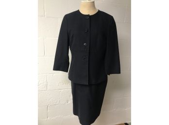 Women's Brooks Brothers Suit - Size 8 Cotton Blend - Jacket And Skirt - Italy