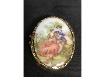 Vintage Fragonard Scene - Courting Couple Small Oval Gold Tone Pill Box Or Pendant