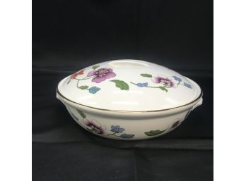 Royal Worcester Astley 1 Qt Casserole Dish, Porcelain, England Shape 22,Size 3