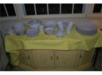 M Fine China Made In Japan 6507  46-piece