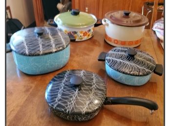 Vintage MCM & Strong - Metal Cookware From The 1960s With Attractive Enamel Designs