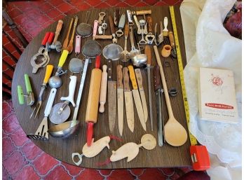 Lot Of Unique And Captivating Kitchen Utensils