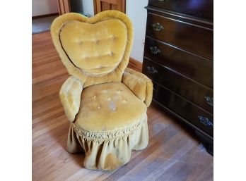 Vintage Heart Shaped Beaudoire Comfy Chair By The Fontaine Bros Of Gardner, Massachusetts