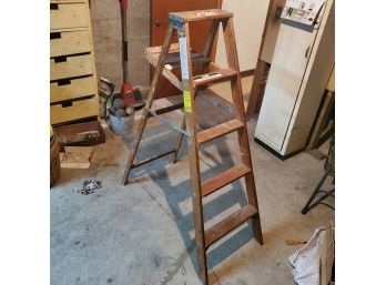 Archbold Ladder Co,  Wooden Step Ladder For Around The House Projects