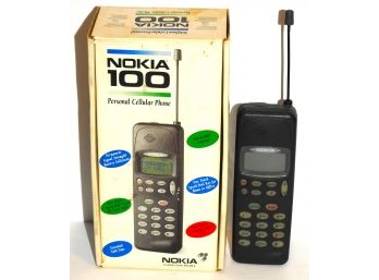 Cool Nokia 100 Original Personal Cellular Phone