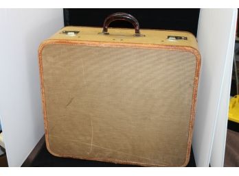 Old American Tourister Canvas Suitcase With Inside Wardrobe And Nice Handle