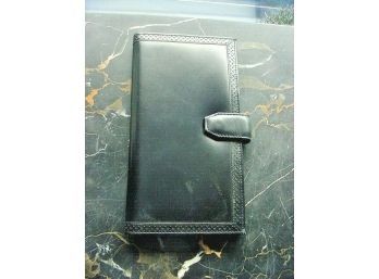 Isaac Mizrahi Black Leather Credit Card / Wallet