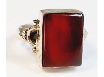 Sterling Silver Red Stone Ring Size: 7