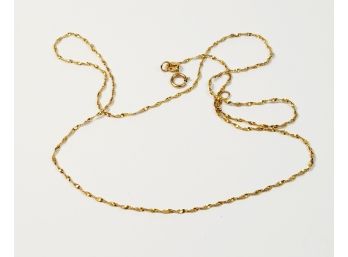 Beautiful 14k Yellow Gold Thin Spiral Link Necklace