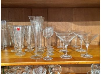 CRYSTAL CHAMPAGNE COUPS, FLUTES, BEAR GLASSES, AND SMALL WINES