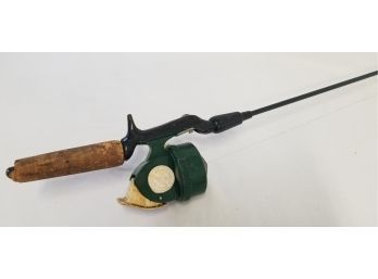 Vintage Short Cork Handle Lightweight Fishing Rod With Gladding 125 South Bend Reel