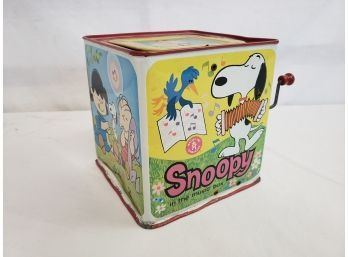 1966 Snoopy Jack-in-the-Box