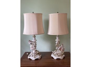PAIR OF ORNATE VINTAGE FRENCH BOUDOIR PORCELAIN FIGURINE & FLORAL TABLE LAMPS