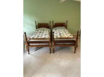 Pair Of Antique Wood Post Beds With Mattresses