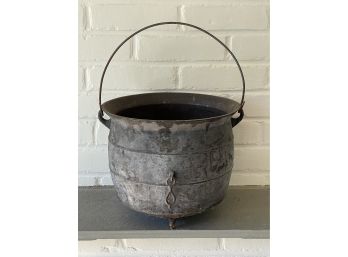 Antique Cast Iron 3-Footed Feet Gypsy Kettle Pot Cauldron