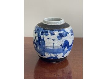 19TH CENTURY CHINESE BLUE & WHITE PORCELAIN GINGER JAR
