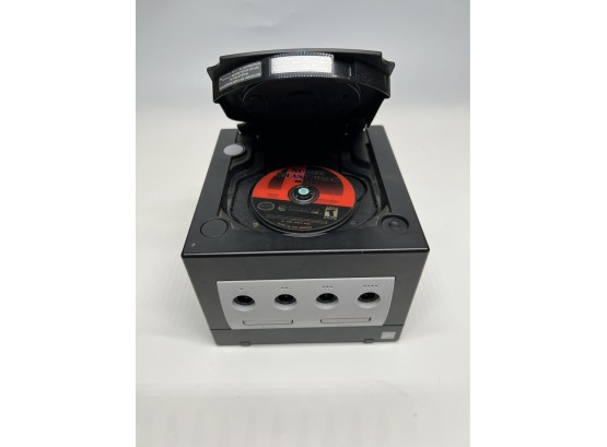 Nintendo Game Cube With Game