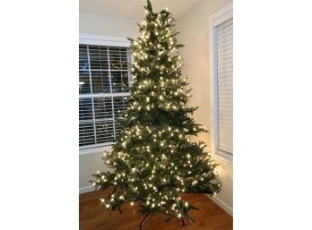 Gorgeous Realistic Prelit Christmas Tree