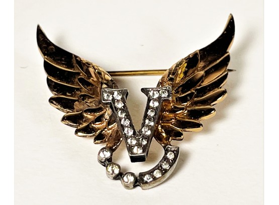 Scarce Sterling Silver Winged Victorian 'V' WWII Pin Having Gold Wash