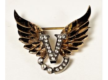 Scarce Sterling Silver Winged Victorian 'V' WWII Pin Having Gold Wash