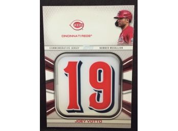 2022 Topps Joey Votto Player Jersey Number Medallion Card