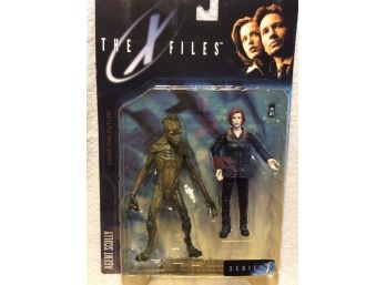 1998 The X-Files Series 1 Agent Scully Action With Alien Figure NEW Sealed - Y
