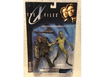 1998 The X-Files Series 1 Attack Alien Action Figure NEW Sealed - Y