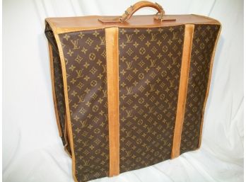 Stunning Authentic Louis Vuitton Luggage/Garment Bag  (3 Of 3)