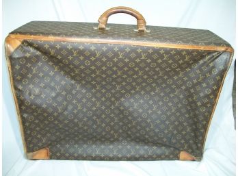Stunning Authentic Louis Vuitton Luggage/Suitcase (1 Of 3)