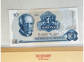 Norway - 10 Kroner Uncirculated Foreign Paper Money Sealed With Info/ History Card