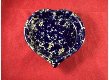 Vintage Bennington Potters Heart Shaped Trinket Dish Cobalt / Cream Color Made In Vermont 1948 Good Condition