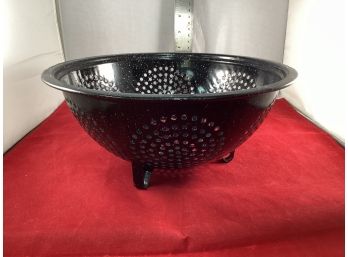Vintage Black And White Enamel Steel Colander Good Overall Condition Some Wear On Feet