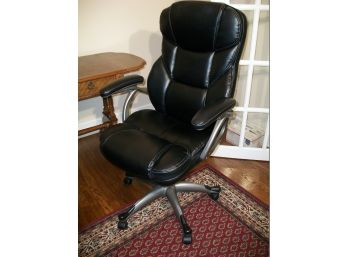 Black 'Leather Grain' Office Chair - High Quality - Like New