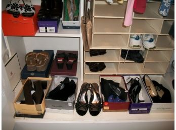 Huge Lot Of Quality Ladies Shoes & Handbags