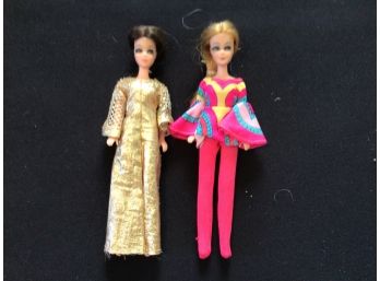 Pair 1970s Topper Dawn Dolls