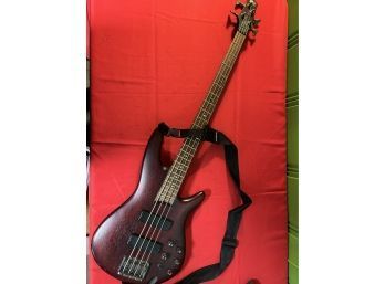 Ibanez SDGR SR500 Four String Bass In Excellent Condition With Guitar Strap