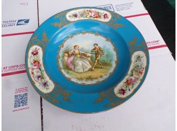 Antique Porcelain  Bowl With Lovers